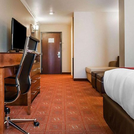 Comfort Suites Farmington Eksteriør bilde