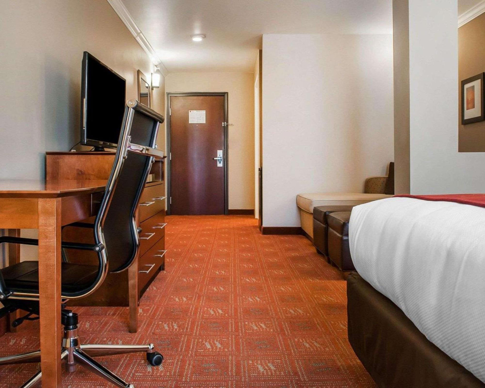 Comfort Suites Farmington Eksteriør bilde
