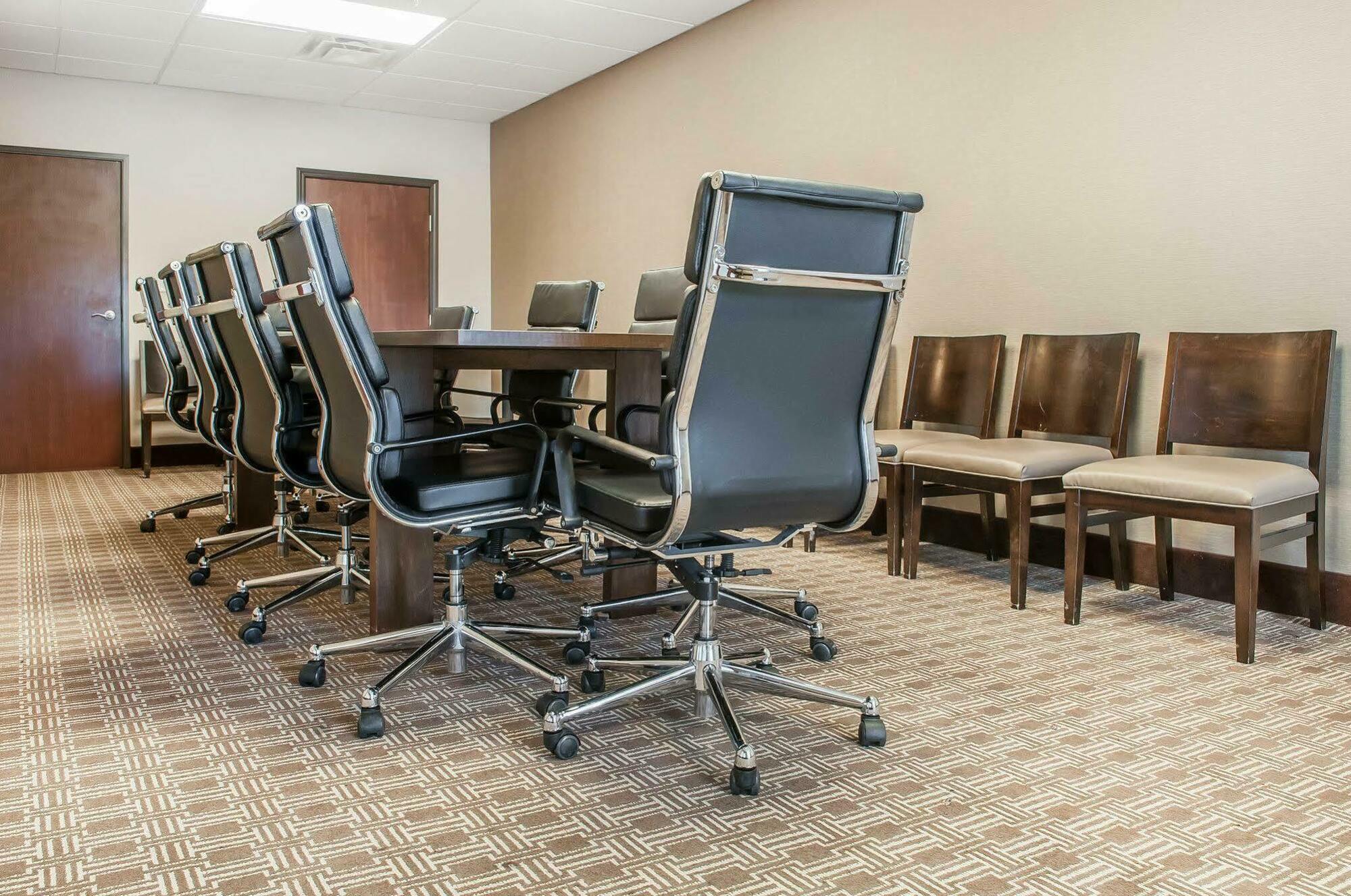 Comfort Suites Farmington Eksteriør bilde